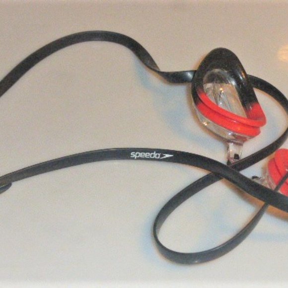 Speedo SWIMMING GOOGLES Adjustable Swimming Pool Diving - Picture 3 of 6